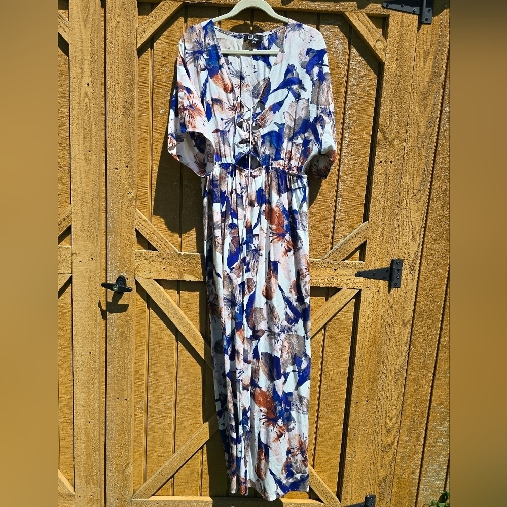 Lulu’s Loveliest of all White Floral Lace Up Maxi Dress Cut Out Romantic